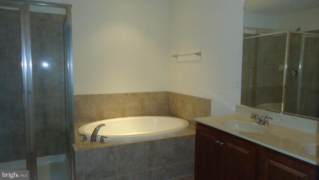 Building Photo - 25494 Casale Terrace