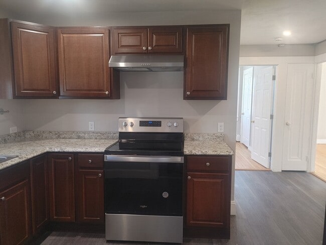 Building Photo - 16 Wall St