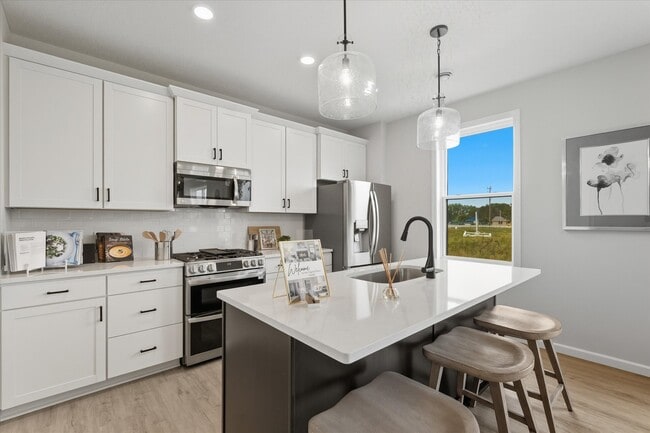 Building Photo - 3472 Knightsbridge Trl N