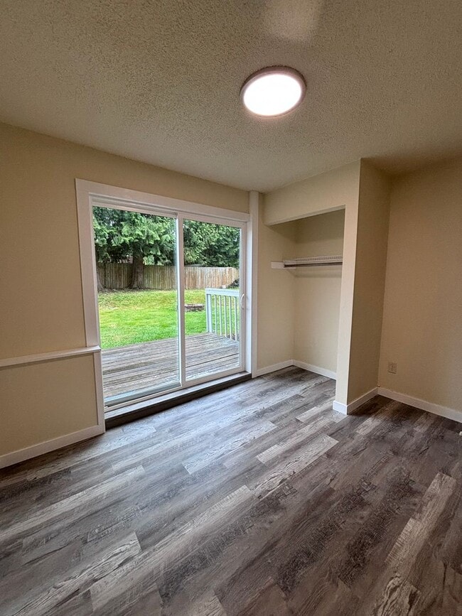 Building Photo - Desired NE Tacoma Community