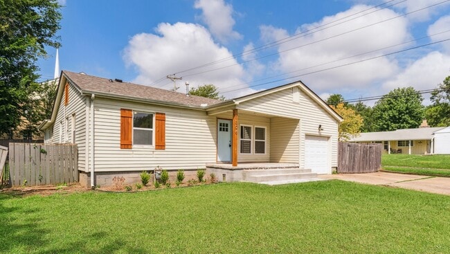 Building Photo - 1306 S Darlington Ave