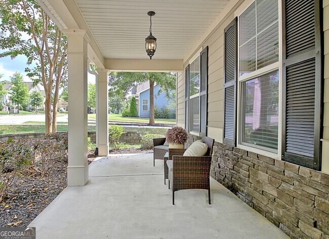 Building Photo - 155 Colonial Ct