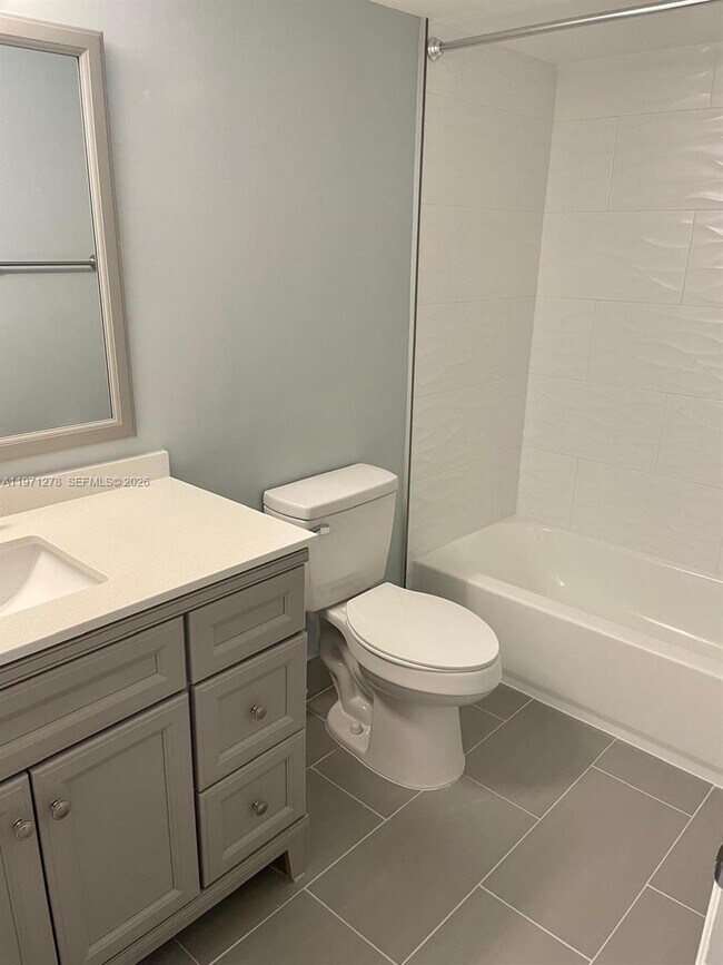 Building Photo - 165 NW 96th Terrace