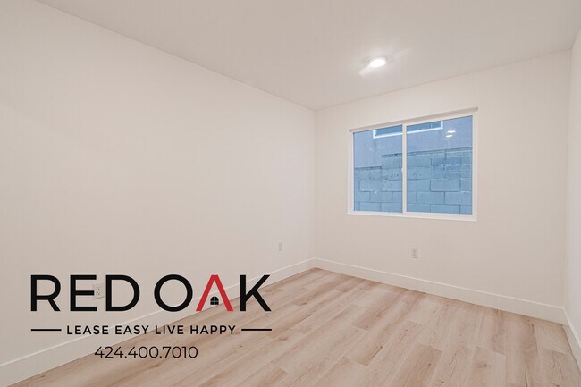 Building Photo - 9241 1/2 Firth Blvd