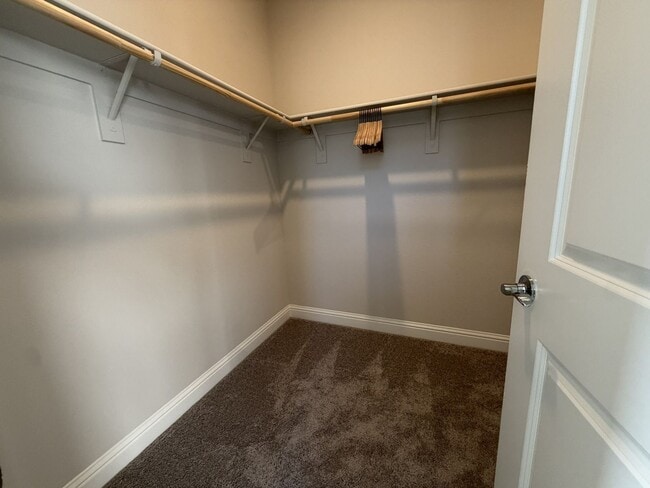 Building Photo - Beautiful 5 bedroom, 4 bathroom 2 story home in Rancho Cordova!!!