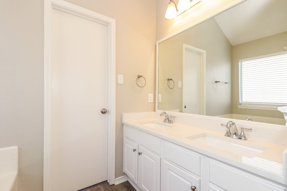 Building Photo - 1024 Stockton Dr