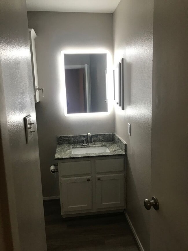 Building Photo - 2BD/2.5BA Condo | TAMU Bus Route | Private Yard | Pet Friendly