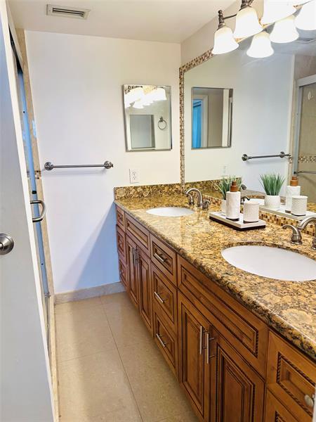 Building Photo - 6423 Coral Lake Dr