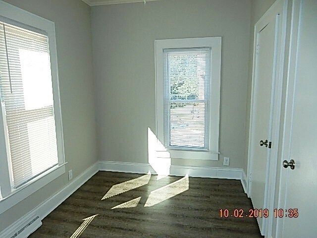 Building Photo - 709 W Main St