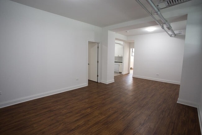 Floorplan - 5202-5210 S. Cornell Avenue