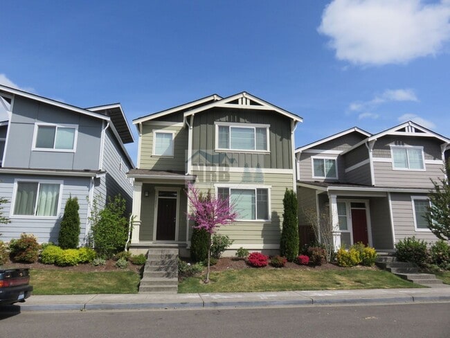 Building Photo - Stunning 3 bd House located in a Gated Community of Puyallup!