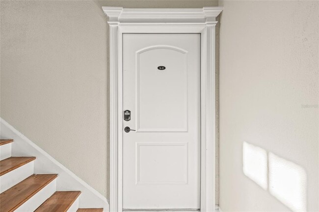 Building Photo - 2117 W Dekle Ave