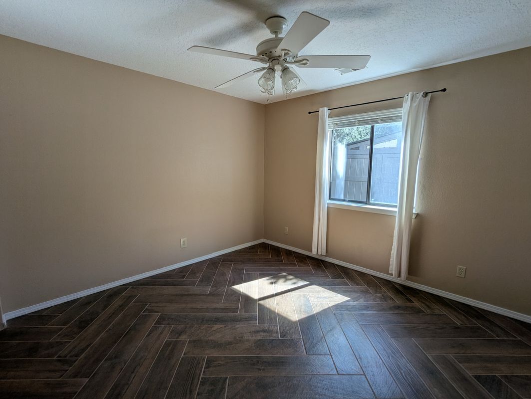 Building Photo - 4 Cavaletti Ct