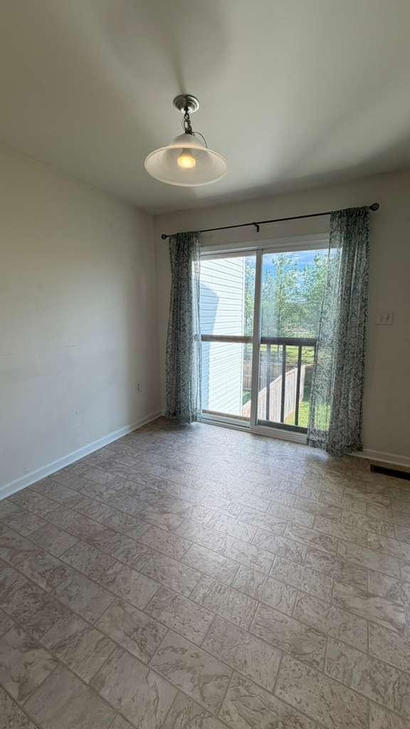 Building Photo - 38 Lombard Ln