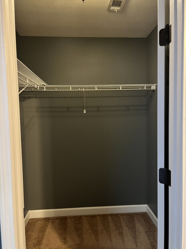 Building Photo - 6005 Fiori Dr