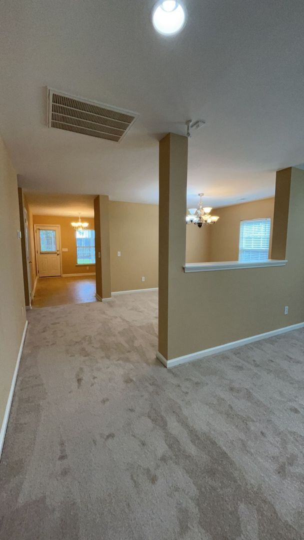 Building Photo - 135 Wildberry Ln