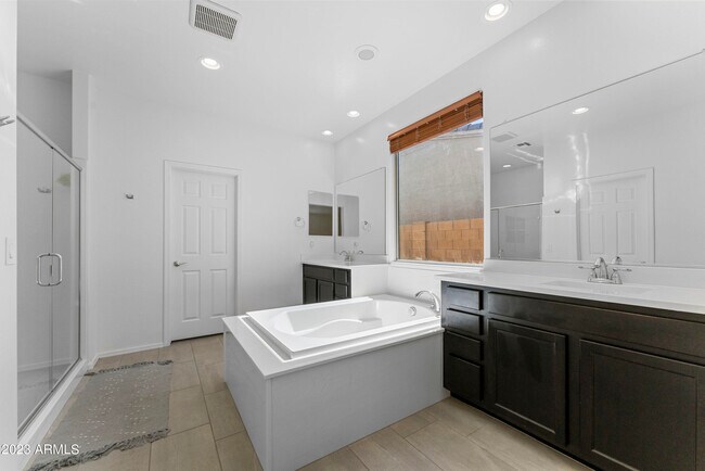 Building Photo - 23138 E Camina Plata