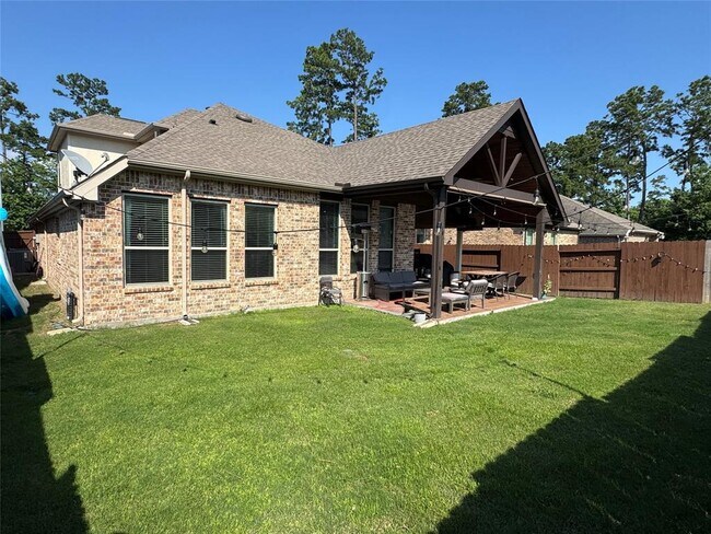 Building Photo - 16847 Hammon Woods Dr