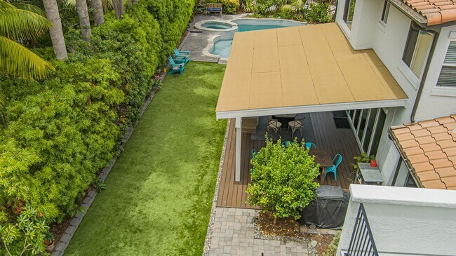 Building Photo - Resort-Style Encinitas Estate with Pool UNFURNISHED