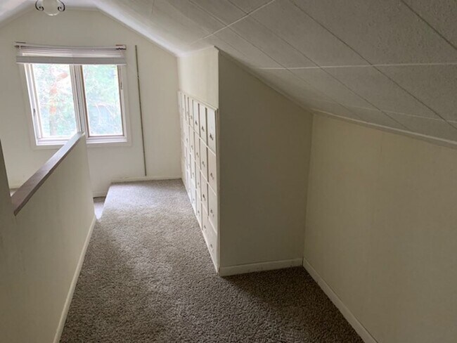 Building Photo - 4200 Brookside Ave