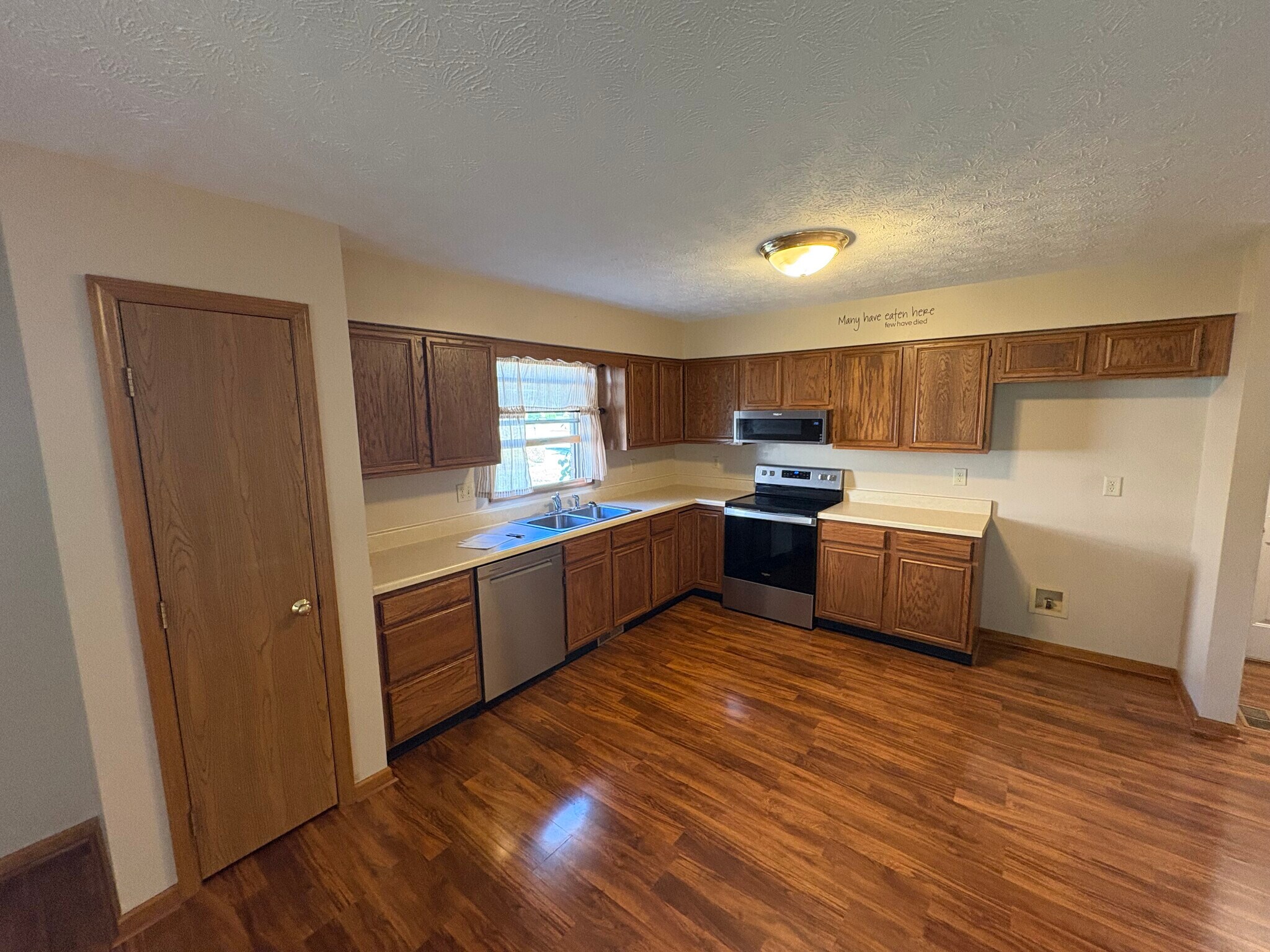 Building Photo - 7333 McSmith Ln