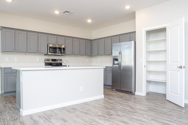 Building Photo - 15835 N 65th Ave