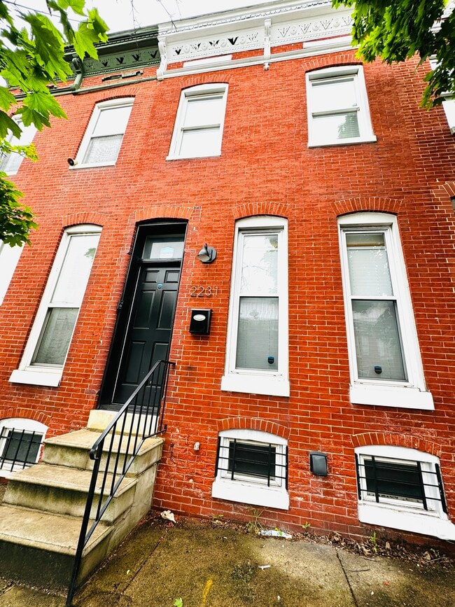 Building Photo - 2231 Orleans St