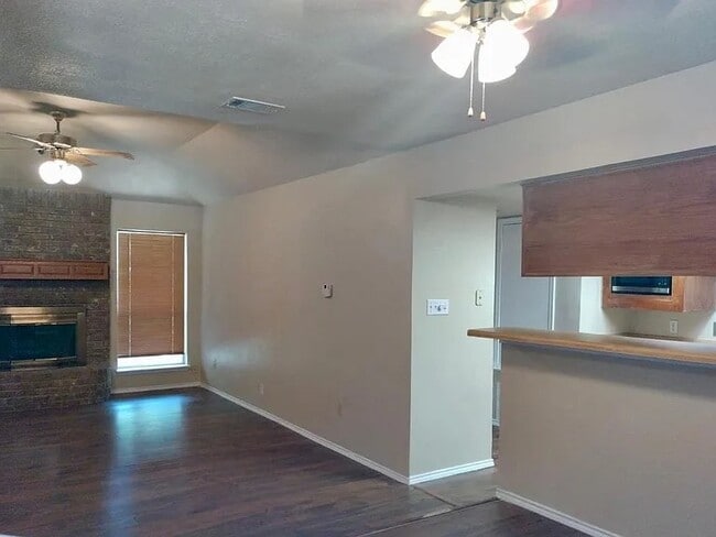 Building Photo - 5418 Lansingford Trail