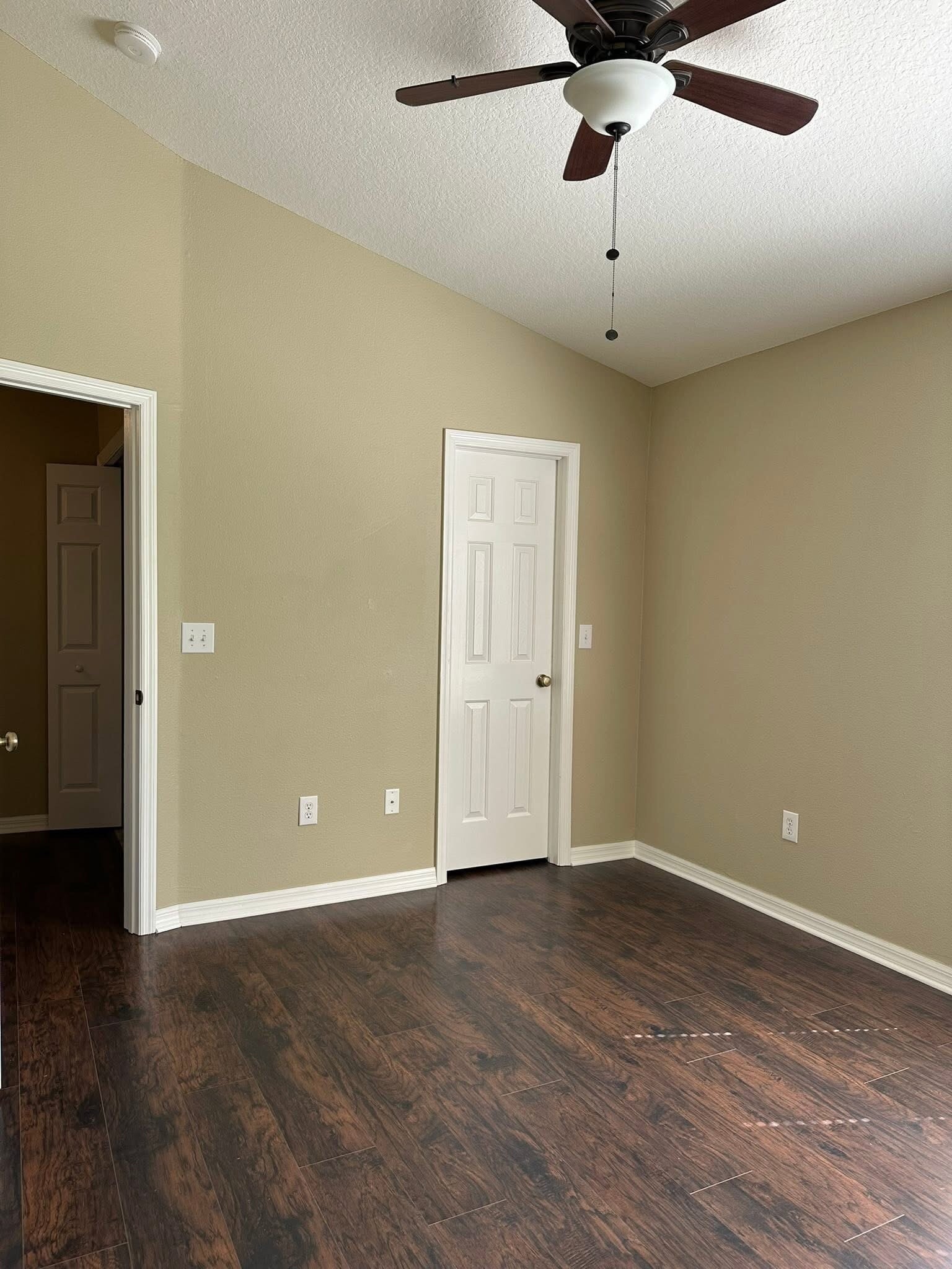 Building Photo - 12346 Country White Cir