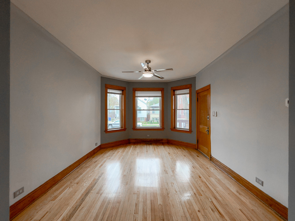 Building Photo - 4322 W Kamerling Ave