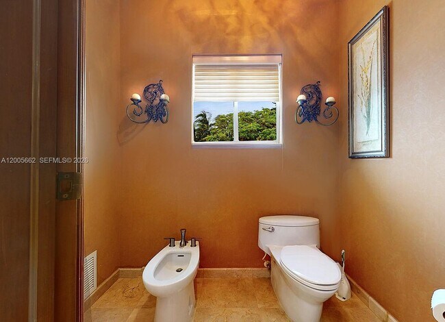 Building Photo - 1131 Stillwater Dr