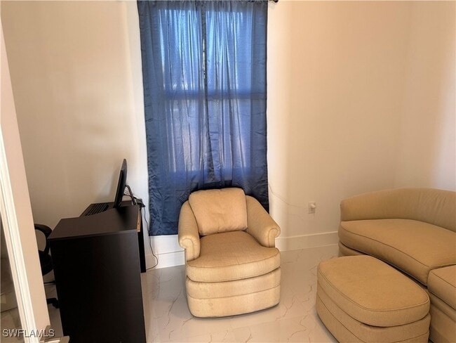 Building Photo - 941 Columbus Blvd