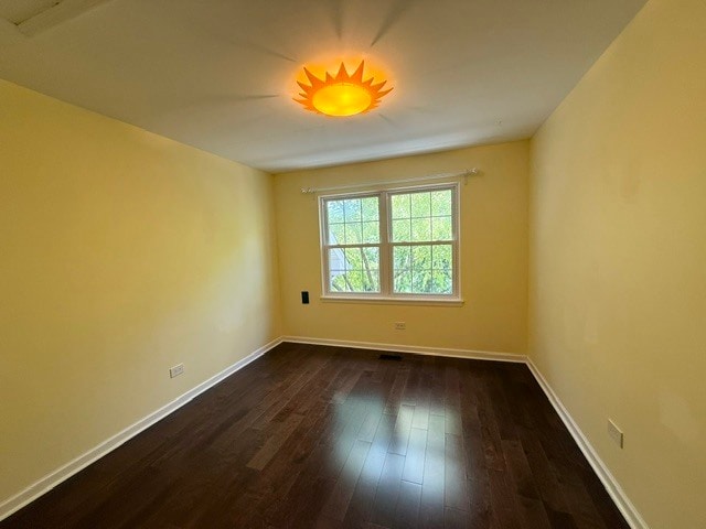 Building Photo - 707 Kingsbridge Dr