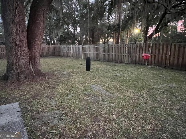 Building Photo - 152 Woodvalley Ct