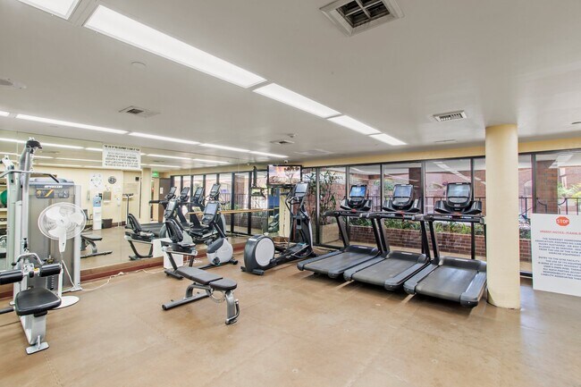 Building Photo - 200 N Swall Dr