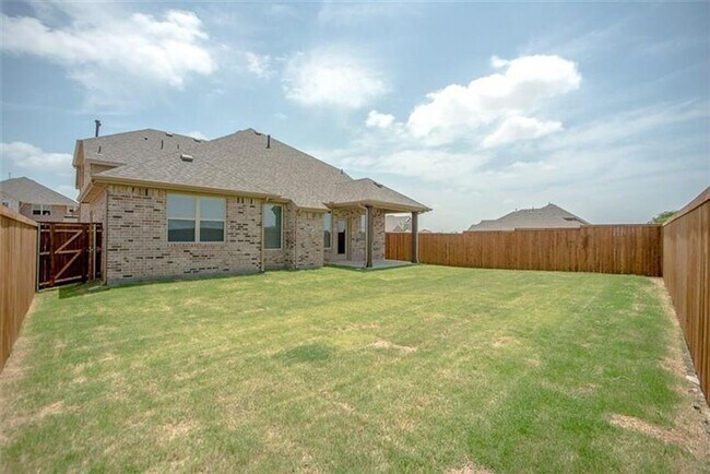 Building Photo - 4525 Conrad Ave