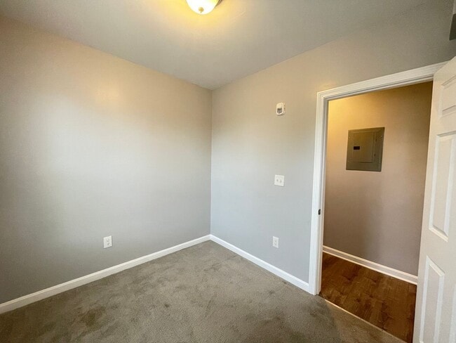 Building Photo - 374 Amory St