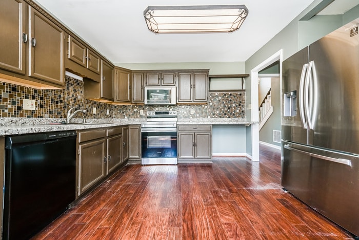 Building Photo - 11492 Summer Creek Dr