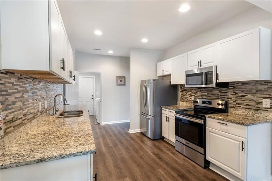 Building Photo - 1585 Archer St SW