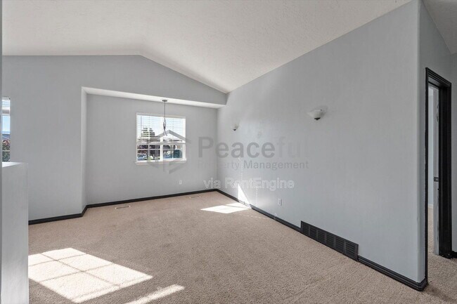 Building Photo - 1235 N 3020 W