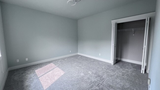 Building Photo - NEW LISTING! Latah Valley 3 bed/2 bath mus...