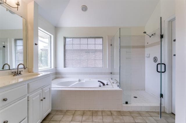 Building Photo - 755 Greenway Dr