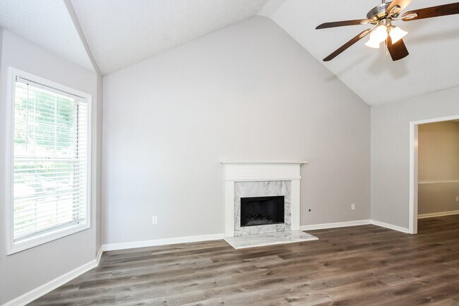 Building Photo - 680 Josh Ln