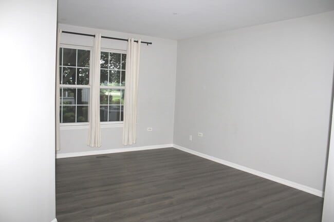 Building Photo - 2219 Waterleaf Ct
