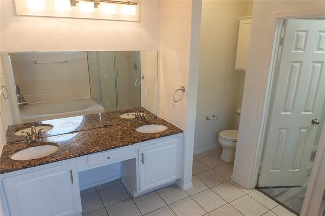 Building Photo - 10120 Sourwood Dr