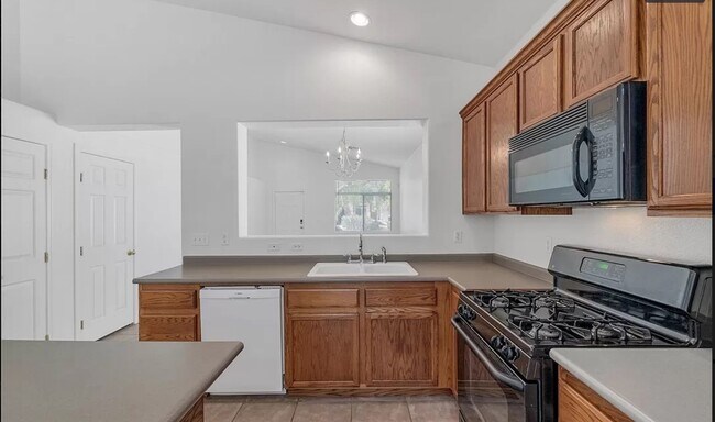 Building Photo - 2924 Riarosa Ct