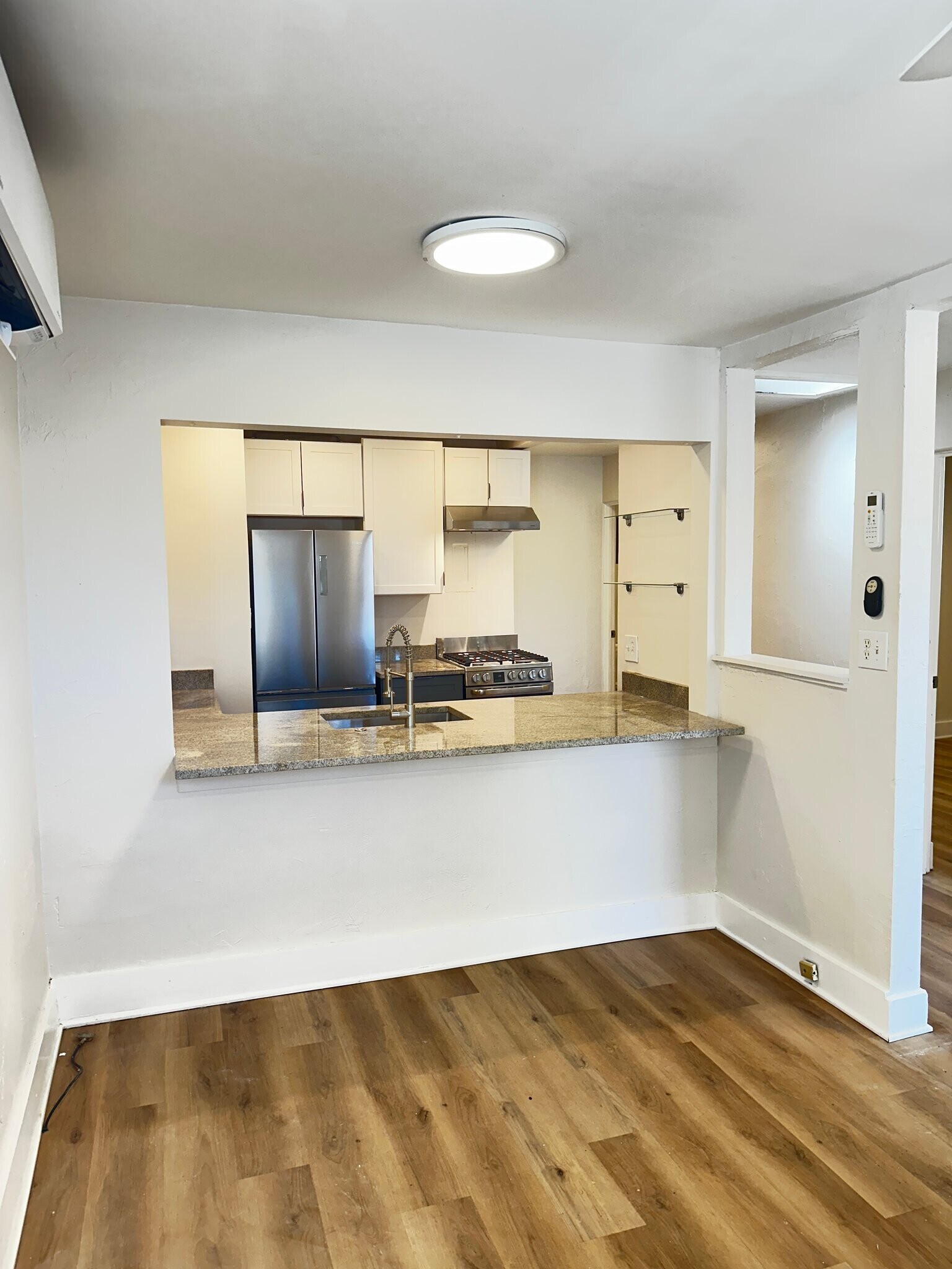 Building Photo - 2035 E 18th Ave