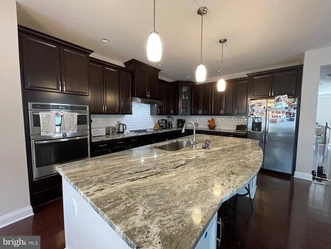 Building Photo - 4209 Lariat Way