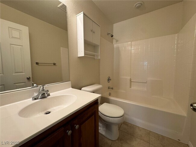 Building Photo - 9048 Winchester Ridge St