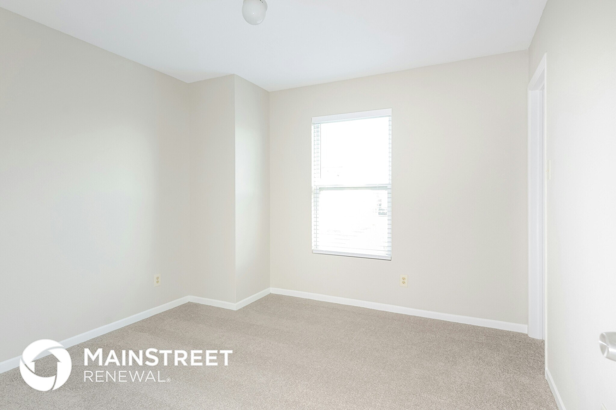 Building Photo - 3053 W Meadowbend Ln
